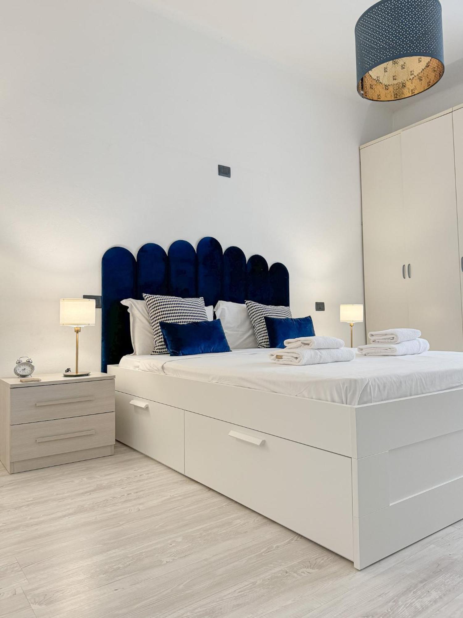 The Boutique Houses - Navigli Милано Екстериор снимка