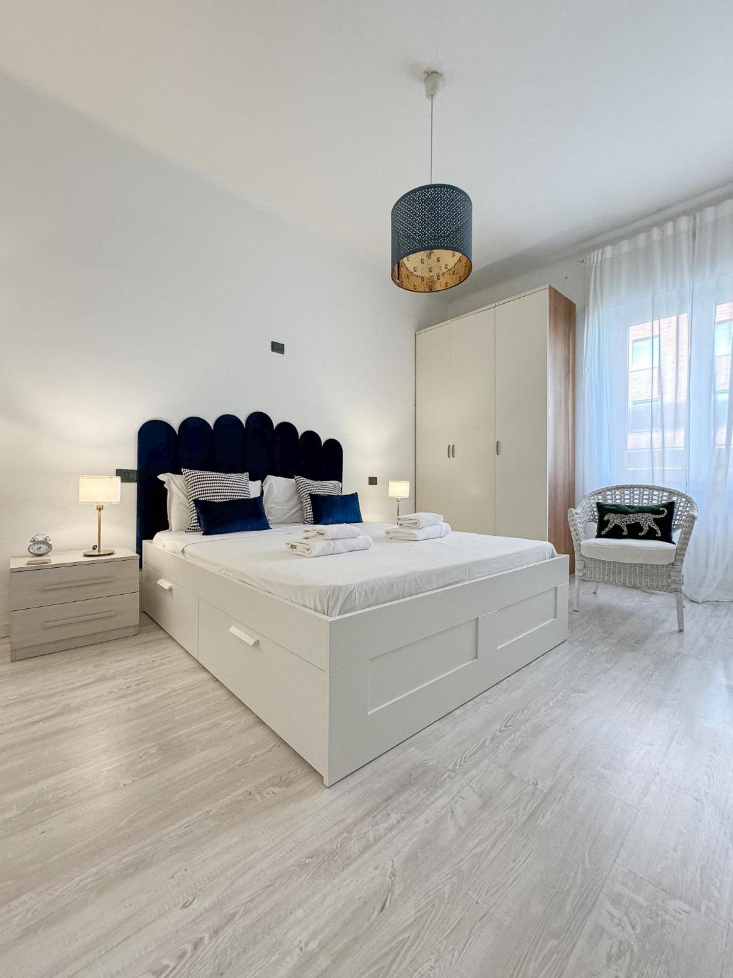 The Boutique Houses - Navigli Милано Екстериор снимка